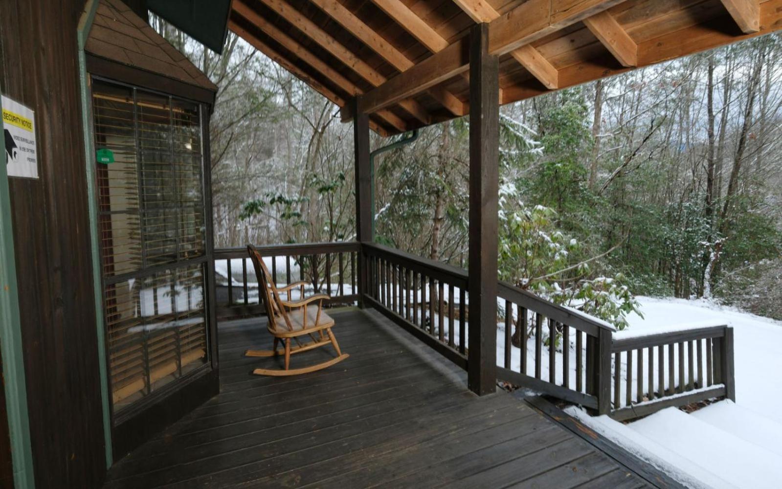 Adventure Lodge Gatlinburg Exterior photo